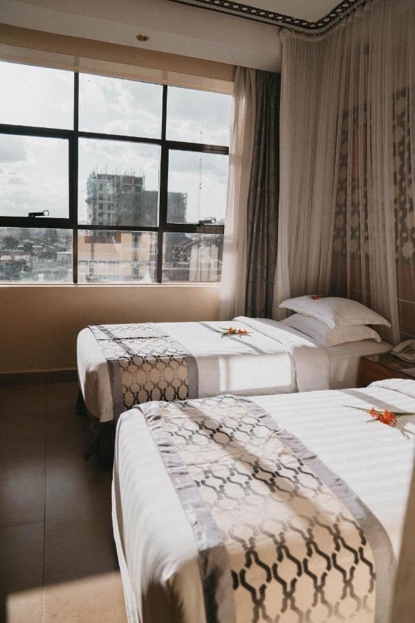 Saab Royale Hotel Nairobi Zewnętrze zdjęcie