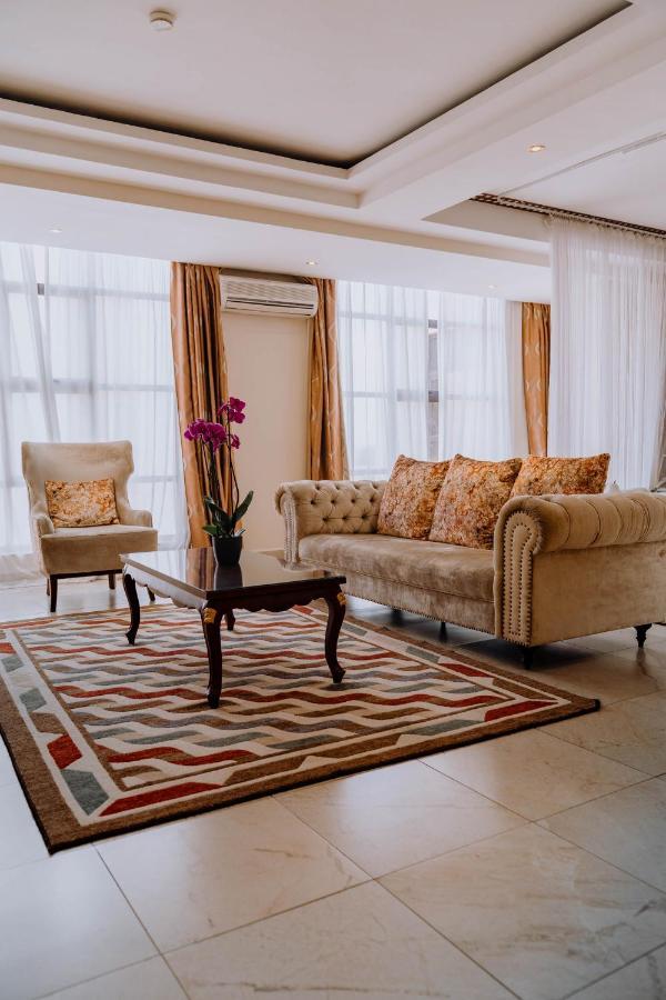 Saab Royale Hotel Nairobi Zewnętrze zdjęcie