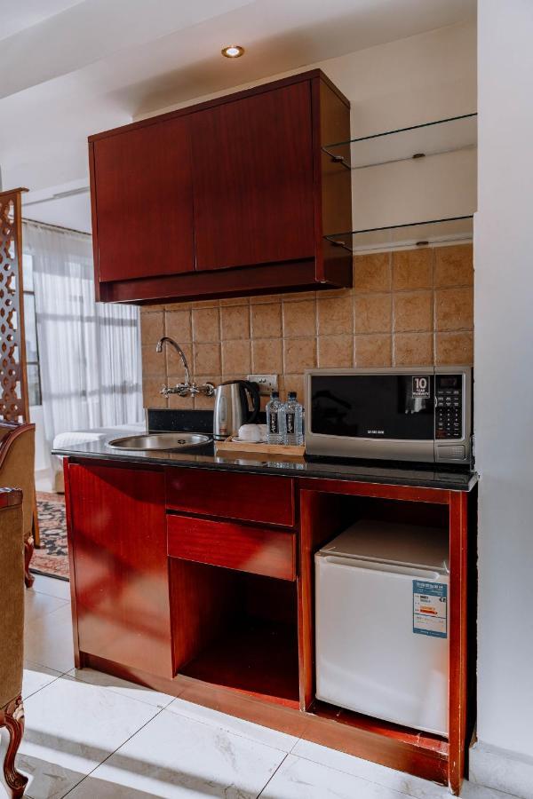 Saab Royale Hotel Nairobi Zewnętrze zdjęcie