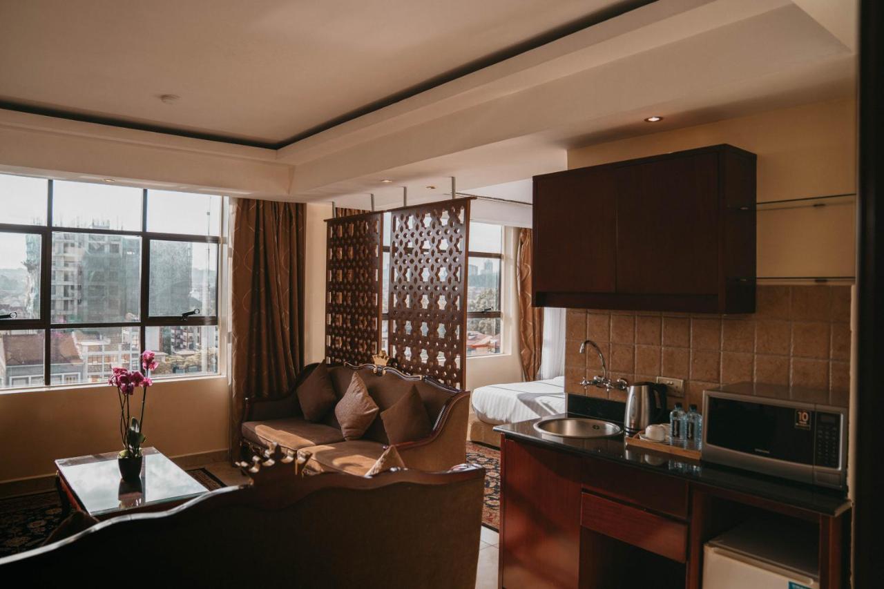 Saab Royale Hotel Nairobi Zewnętrze zdjęcie